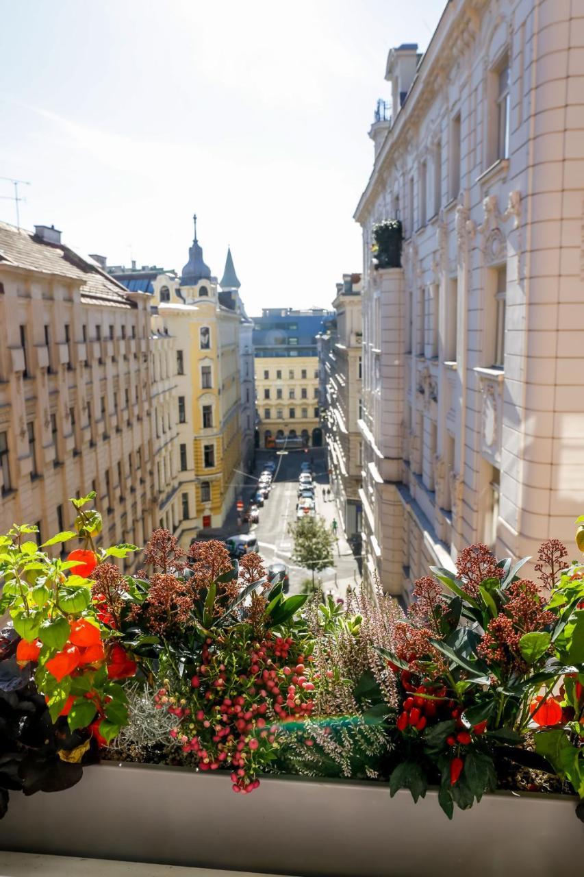 Boutiquehotel Das Tyrol Viena Exterior foto